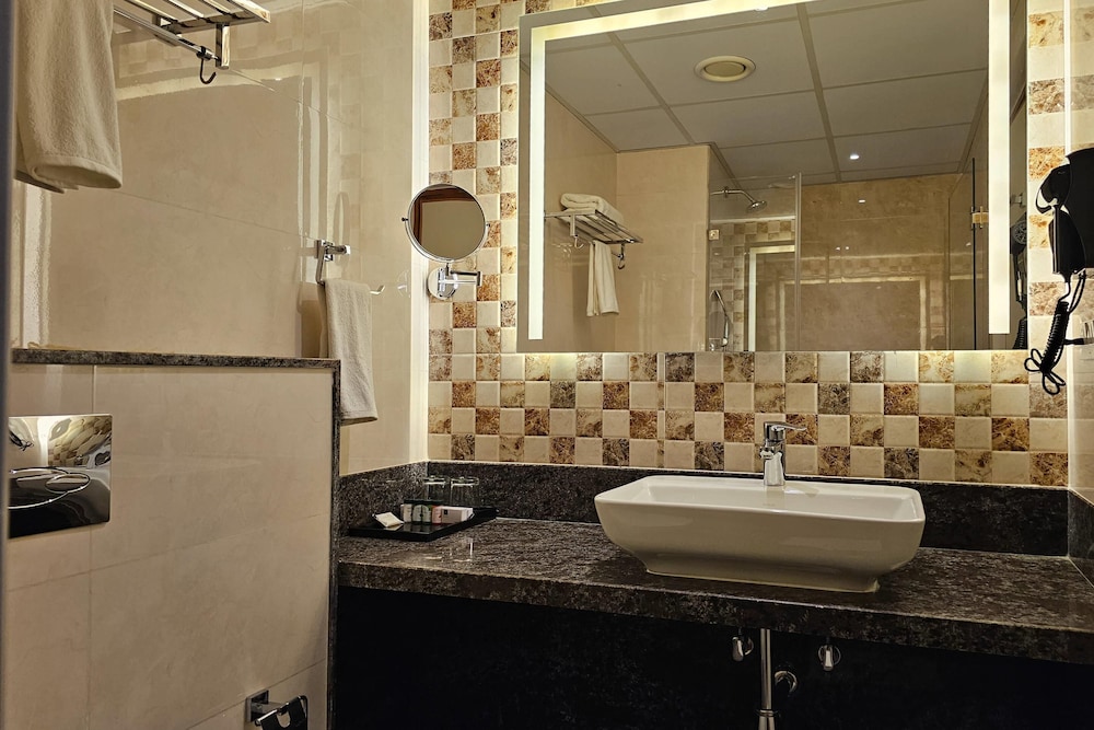 Quality Inn Rockwell Grand, Bangalore 53/55