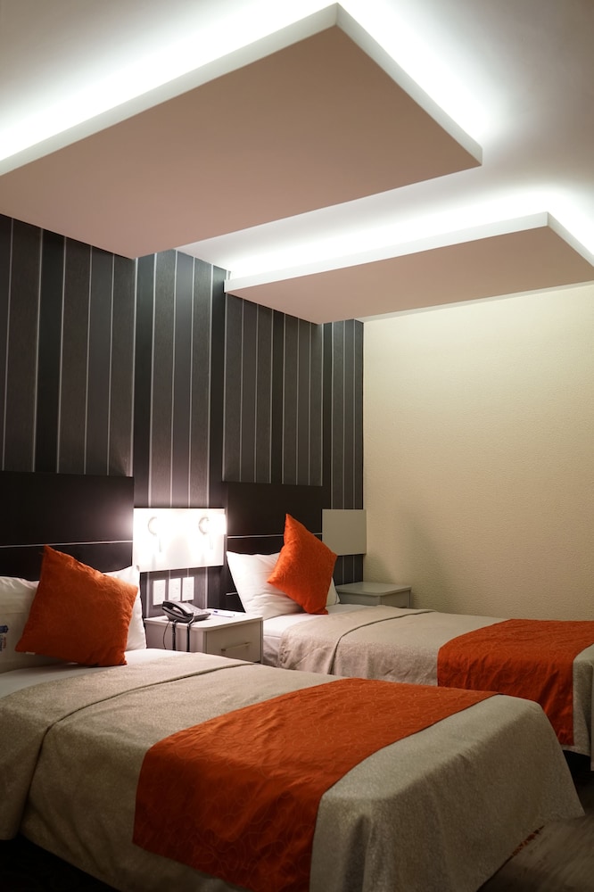 Hotel Monaco 26/62