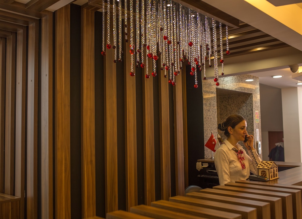 Grand Merin Hotel 45/63