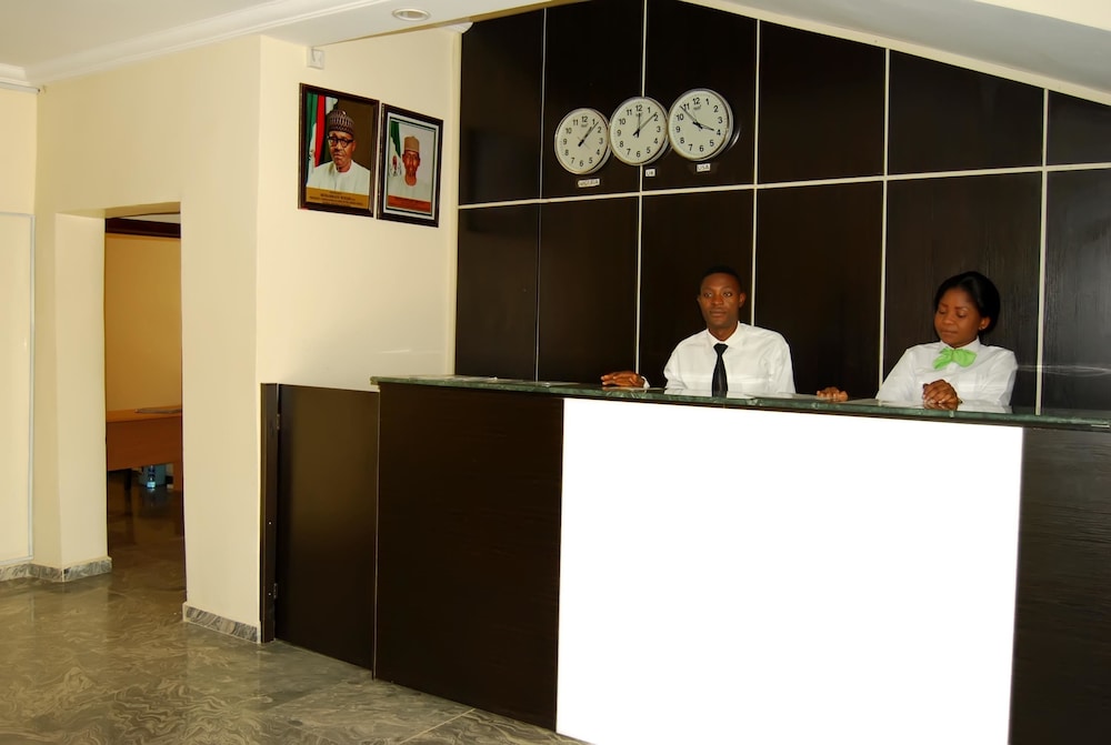Kifina Emerald Hotel 4/24