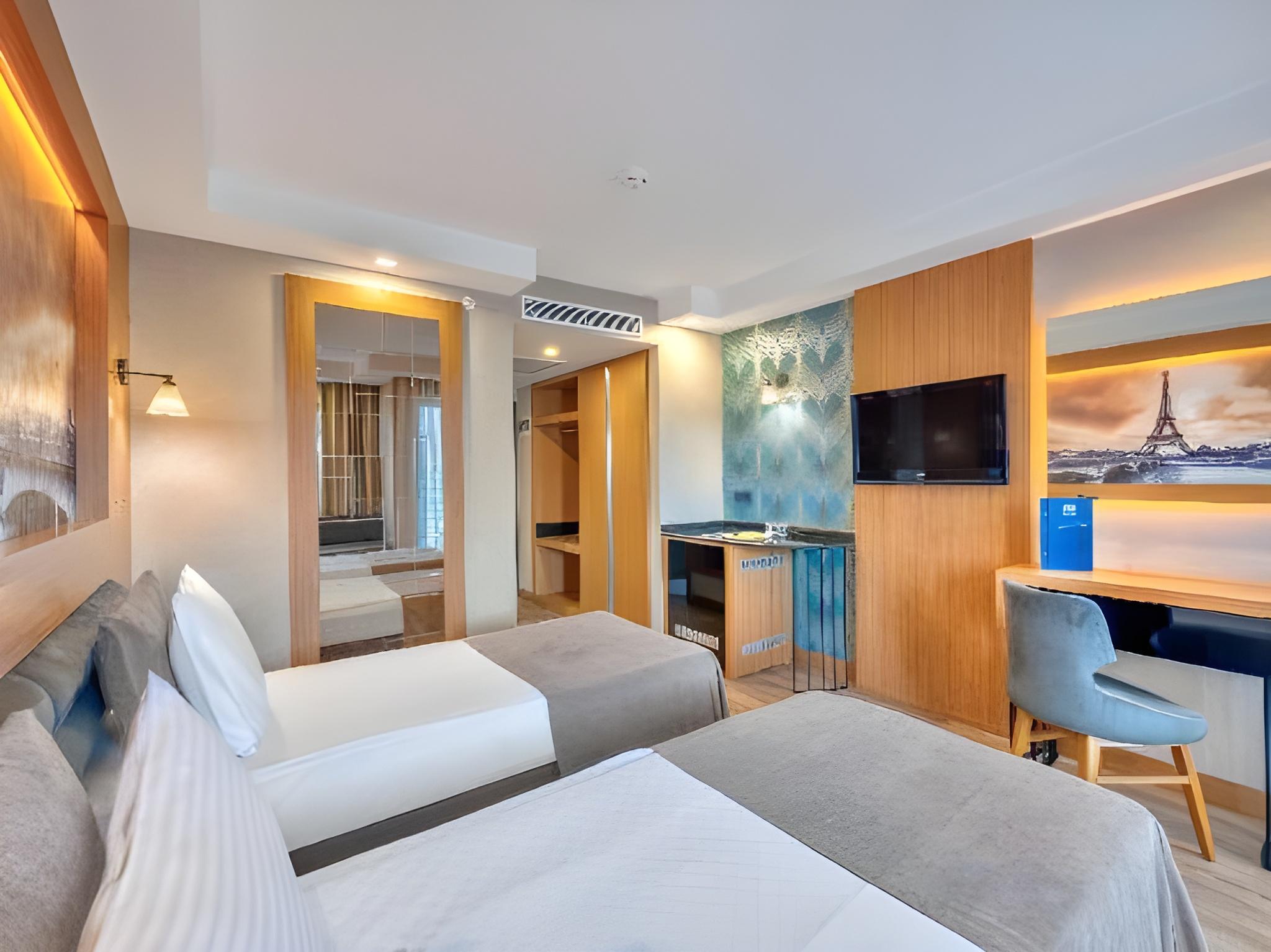 Room, Side Sea View