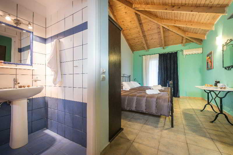 PENSION PORTO TSI OSTRIAS 22/22