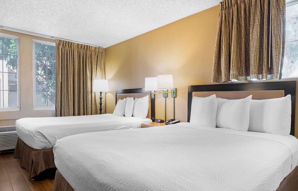 Extended Stay America Suites San Diego Fashion Valley 26/57
