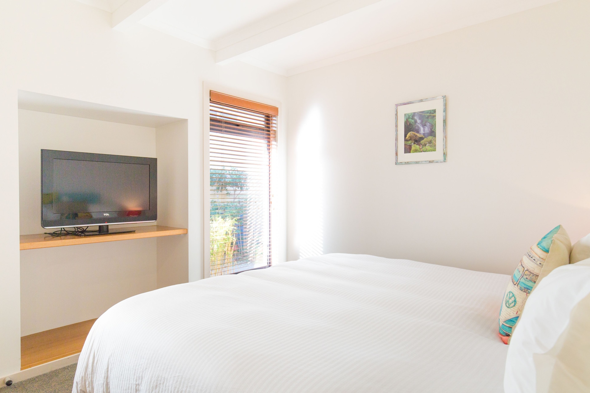Standard, King Bed, Garden Area