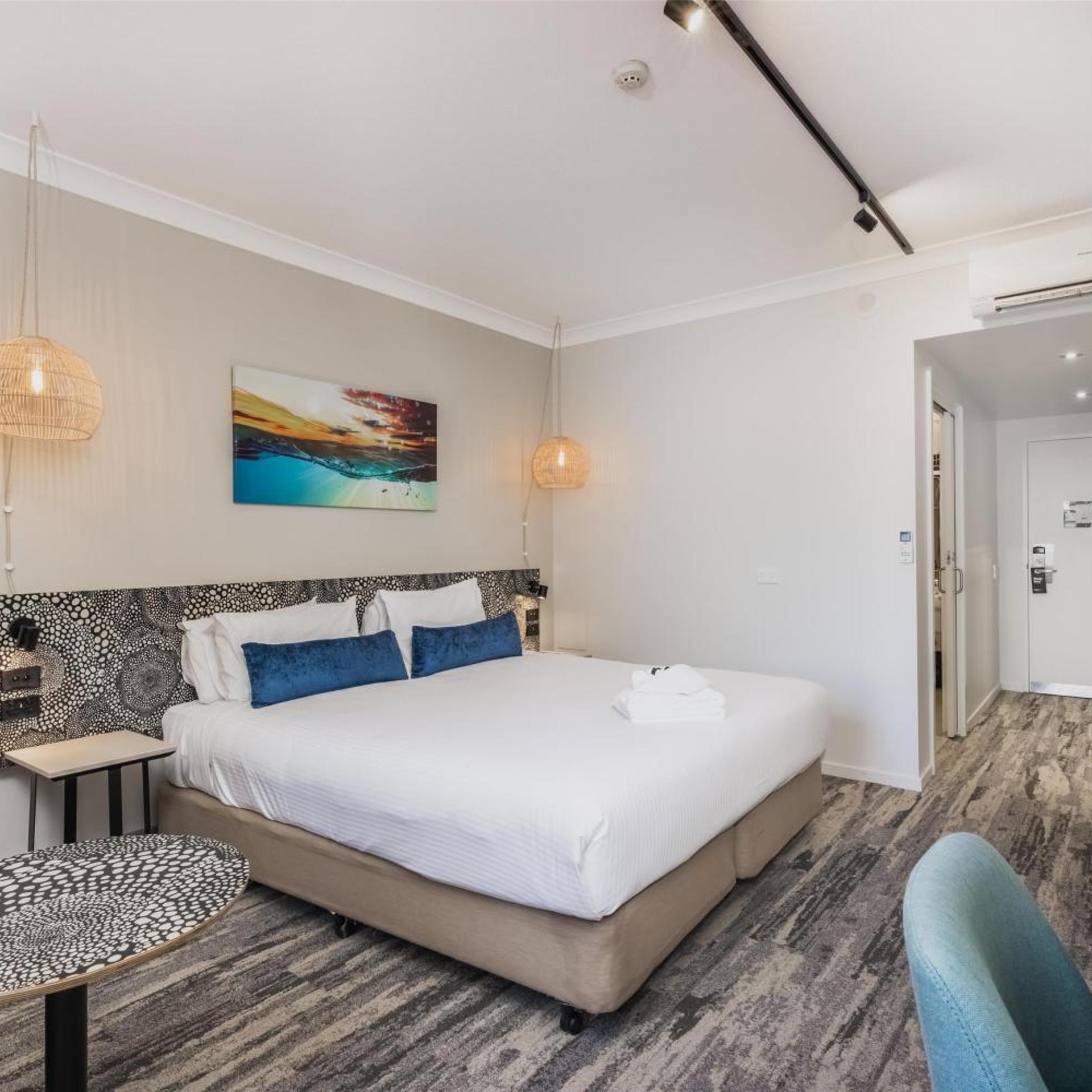 غرفة بسرير كينج لذوي الإعاقة، Mermaid Waters Hotel by Nightcap Plus 2/8