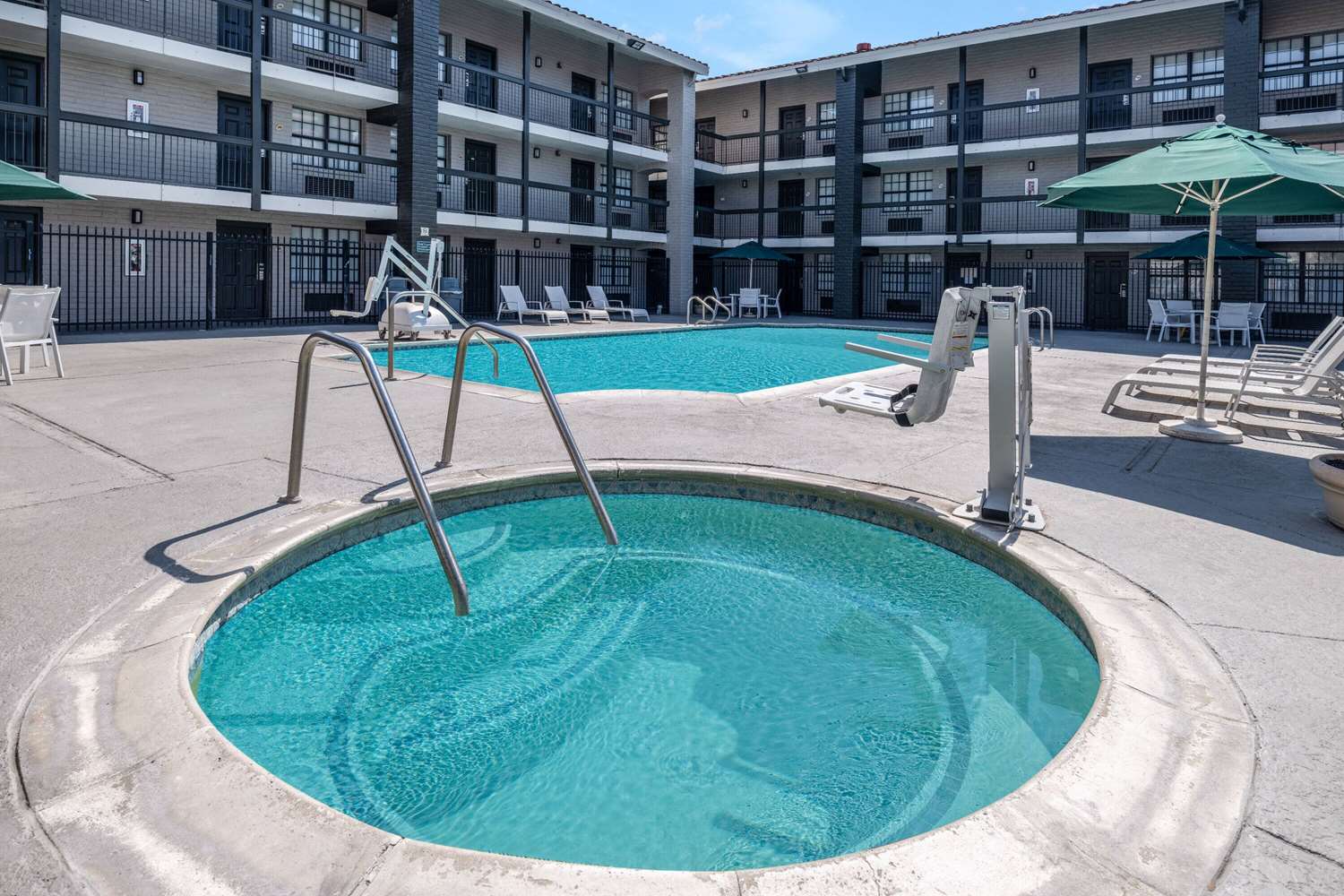 La Quinta Inn Sacramento North 25/39