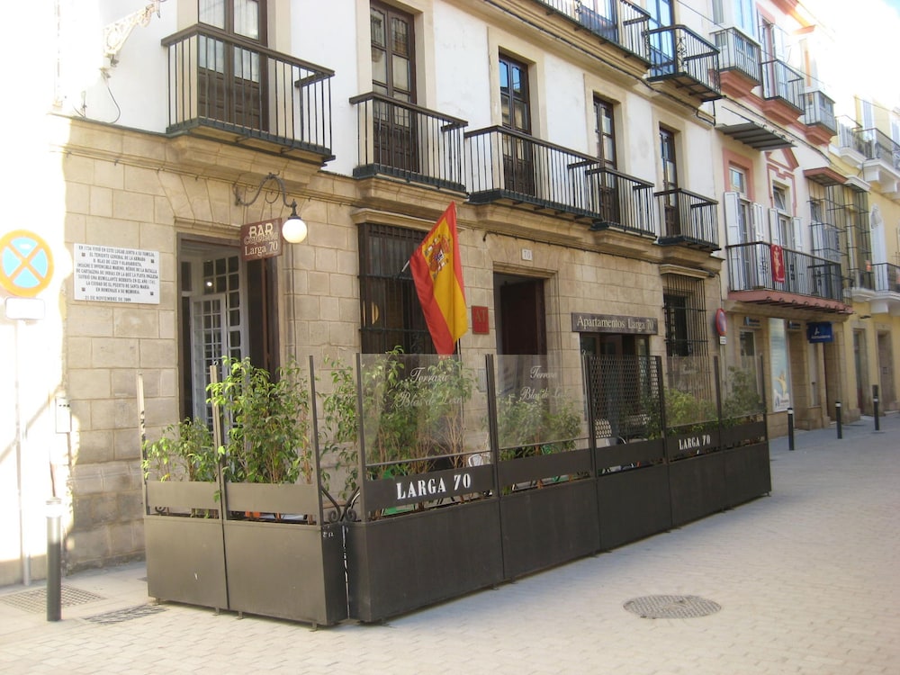 Apartamentos Larga 70 9/80