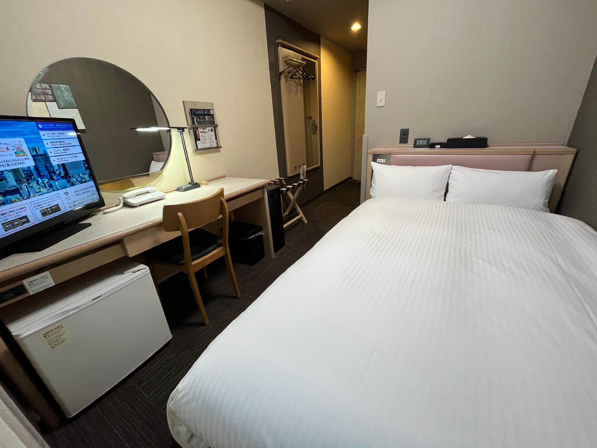 Semi Room, Standard, Semi Double Bed