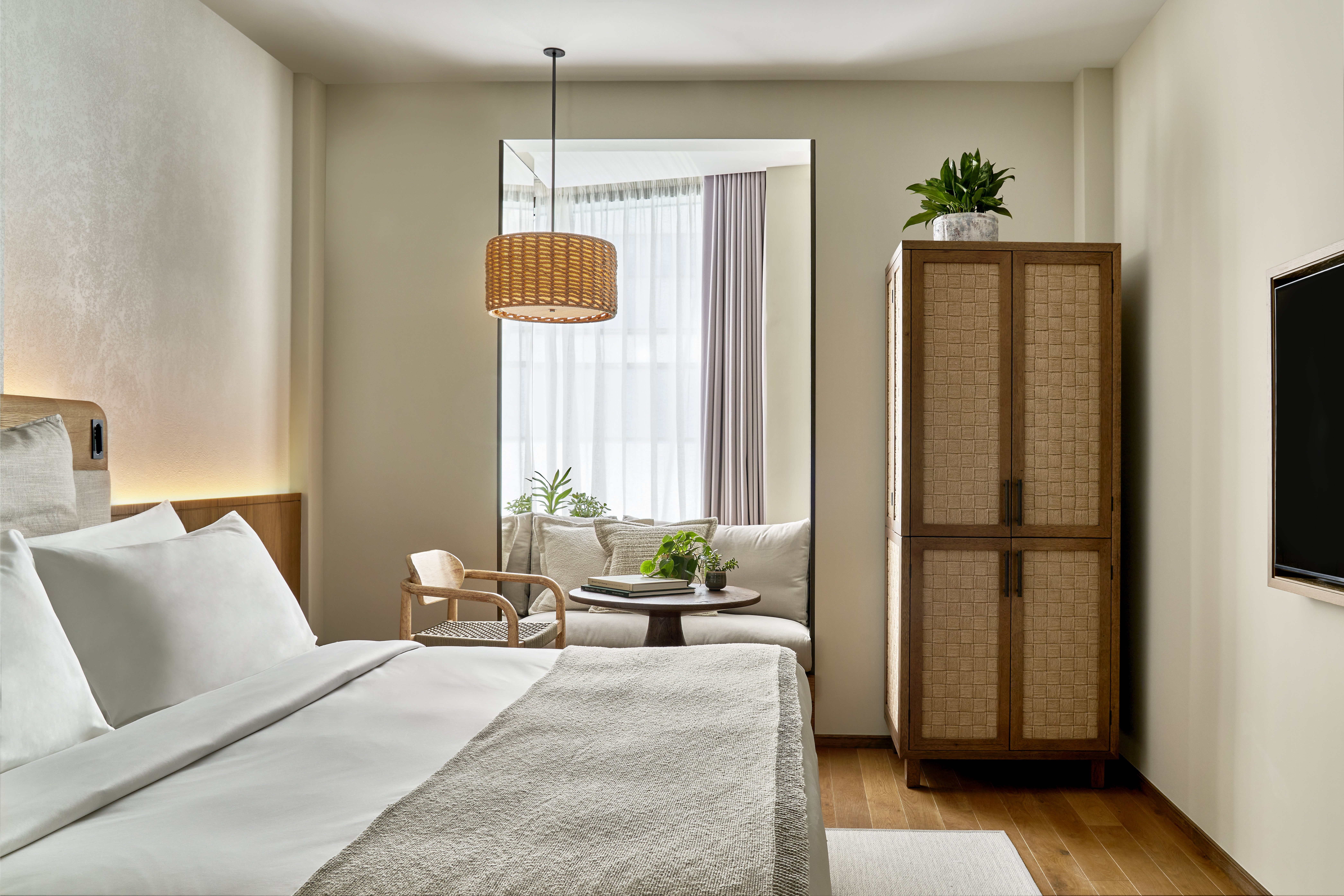 1 Hotel Mayfair 17/50