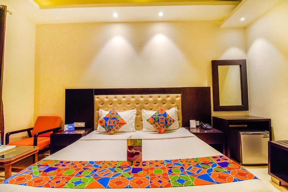 HOTEL LE GOLDEN 16/24
