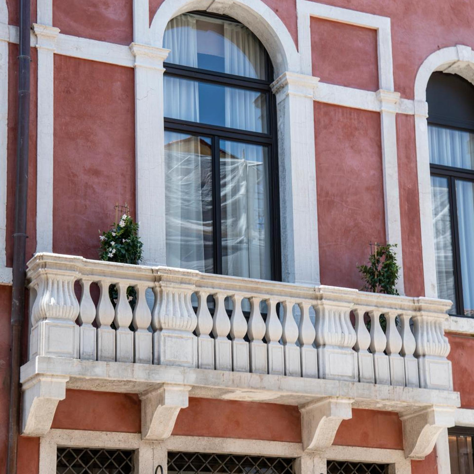 Palazzo De Polo 3/50