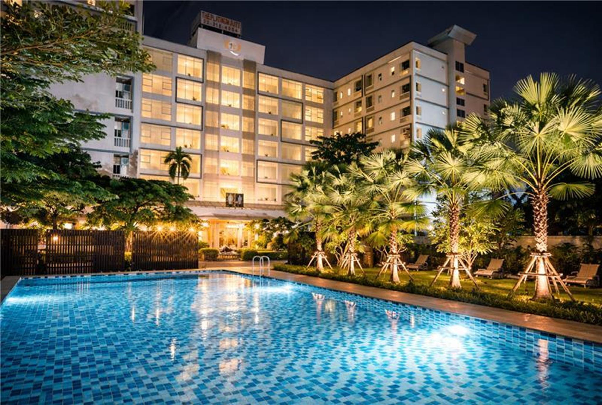 Sunday Platinum Suites in BANGKOK