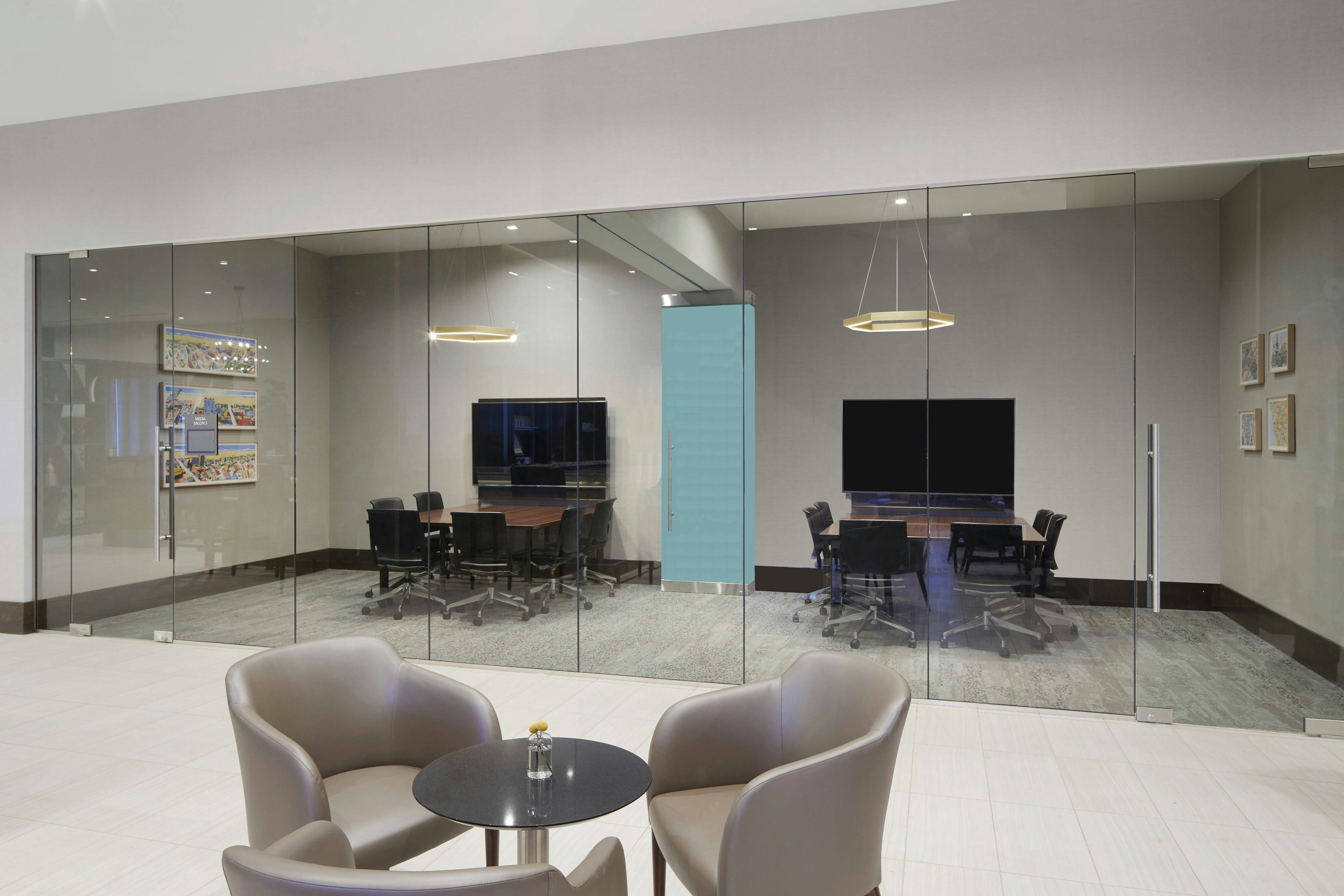 AC Hotel by Marriott Beverly Hills 52/54