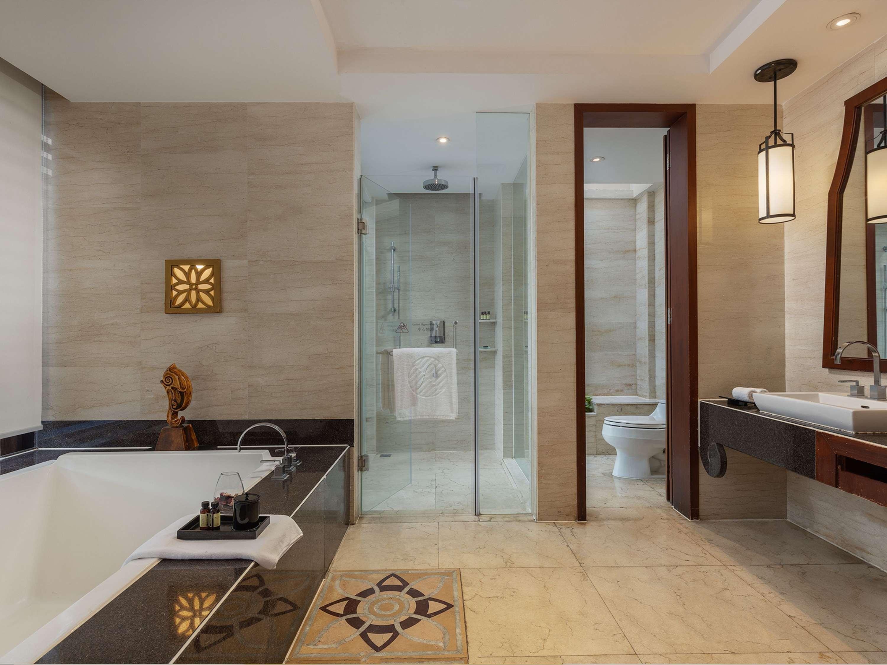 EXOTIC, GARDEN, FAMILY, VILLA, KING BED, PRIVATE POOL