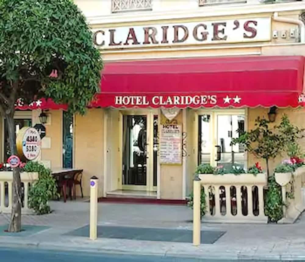 Hotel Claridges 3/26