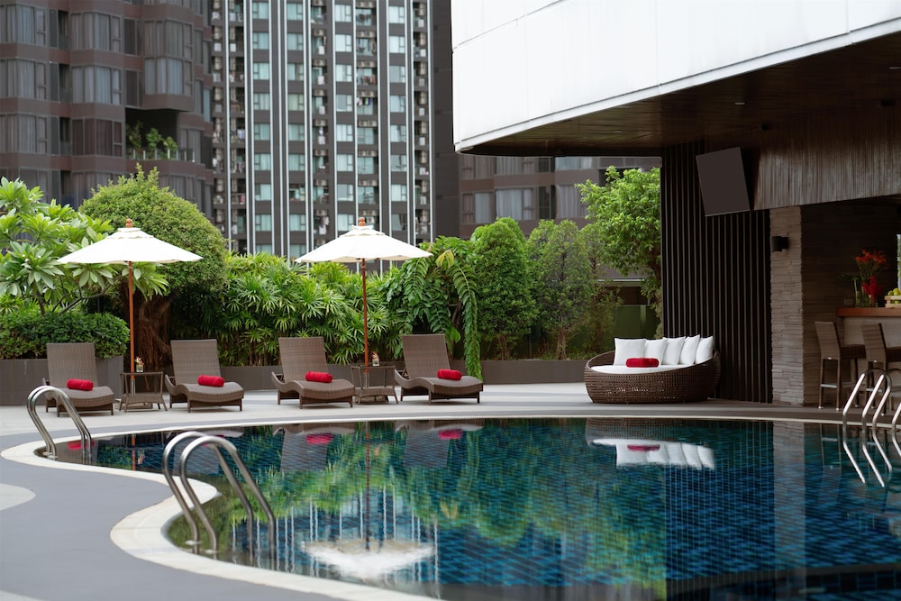 Avani Ratchada Bangkok Hotel 65/67