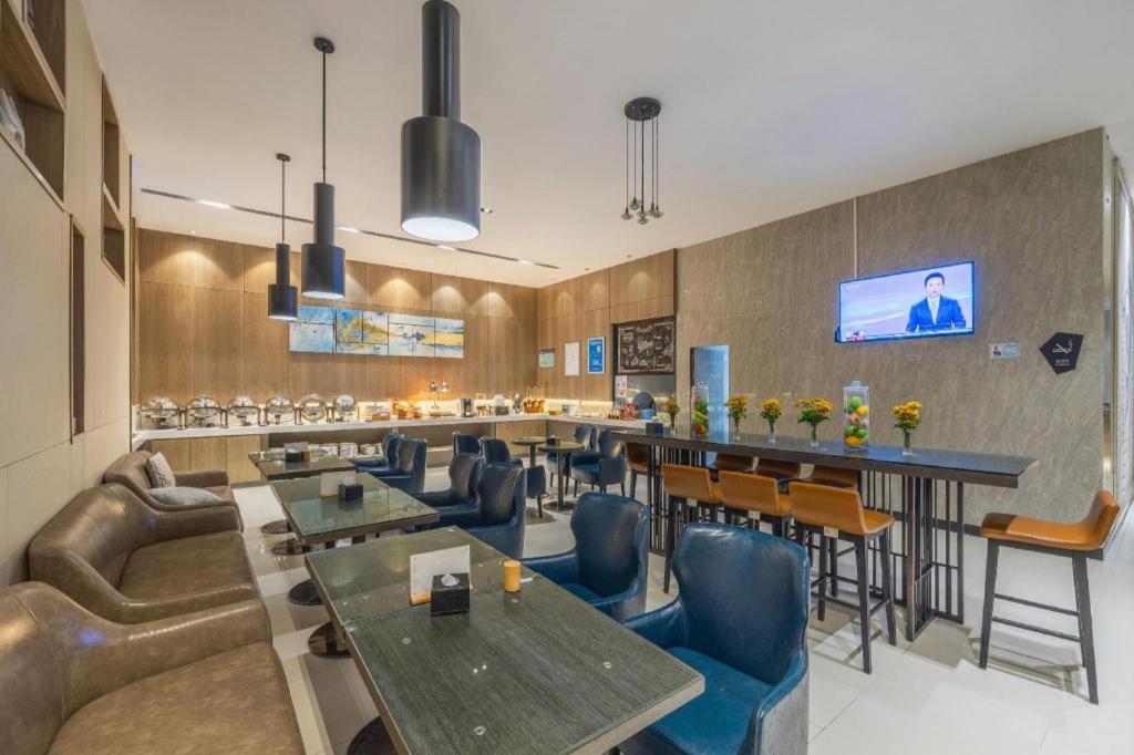 Echarm Hotel (Changde Chaoyang D5 District) 40/52