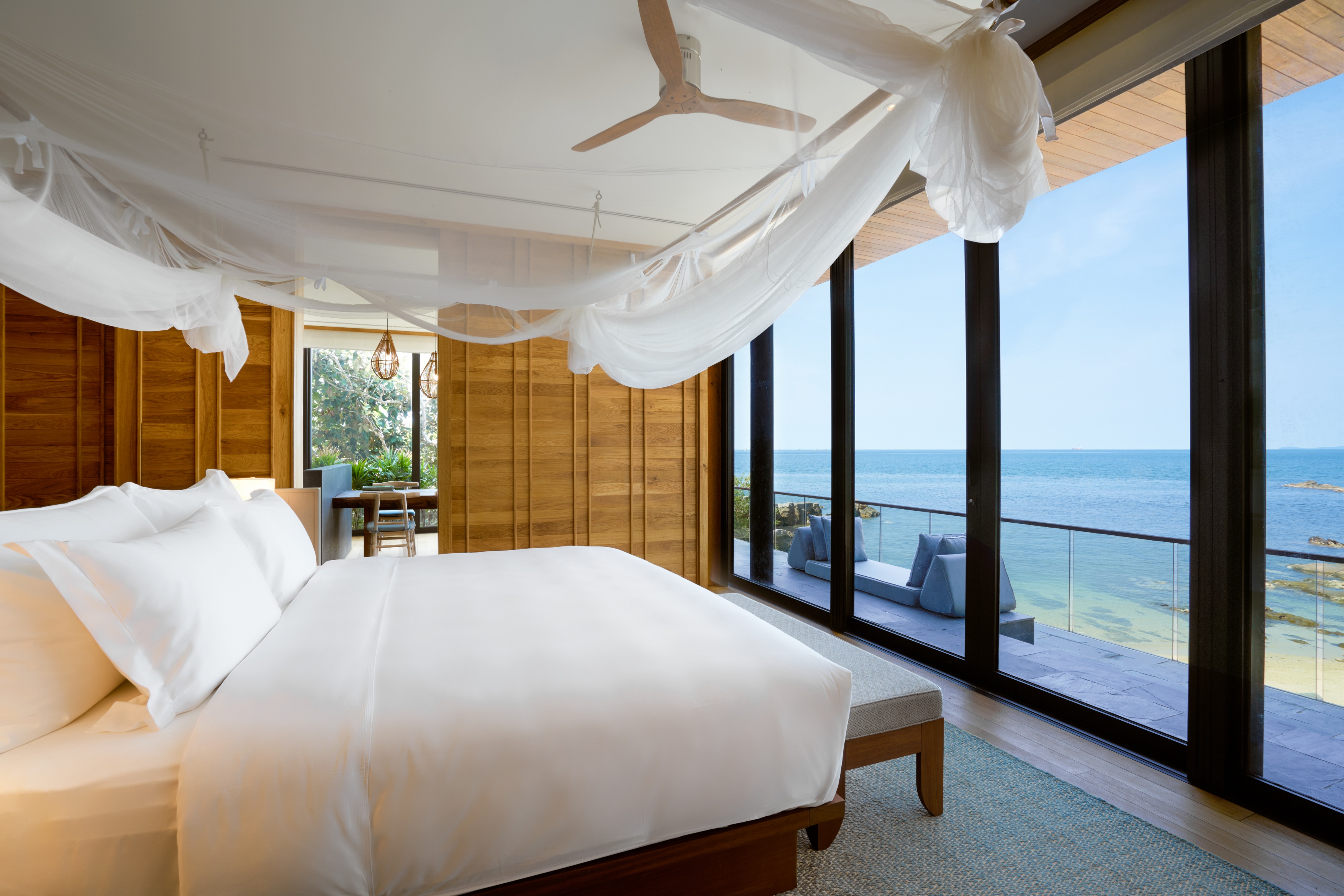 Beach, Retreat