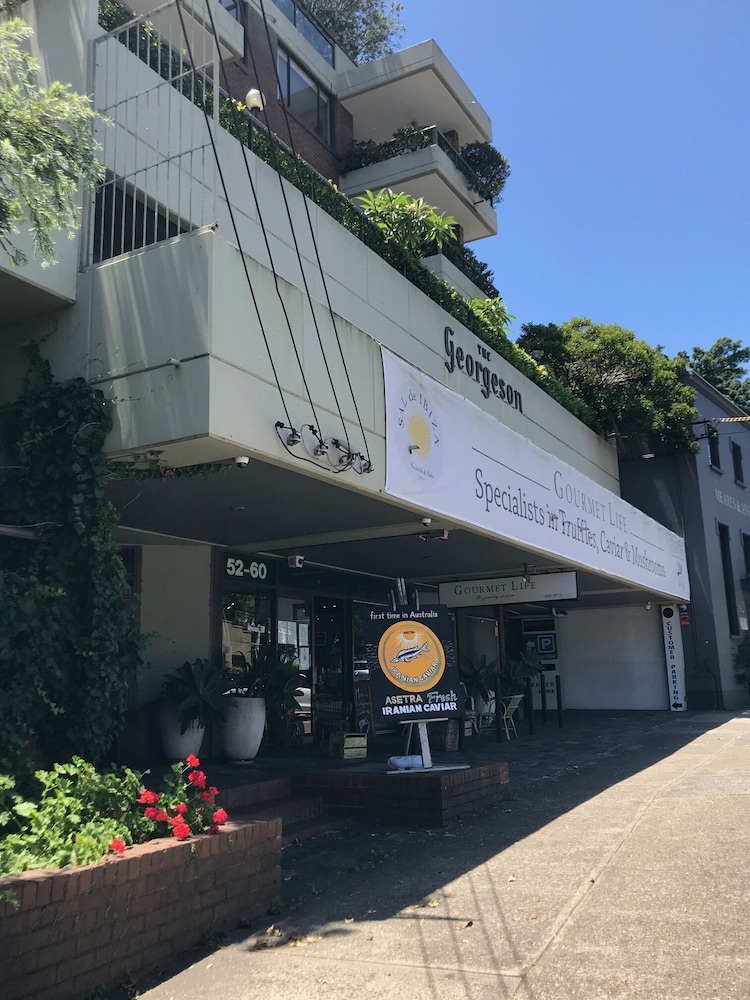 Edgecliff Lodge Motel 54/67