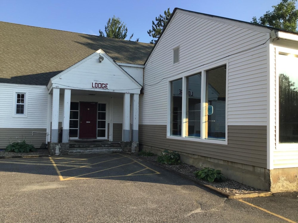 Stonybrook Motel & Lodge 41/59
