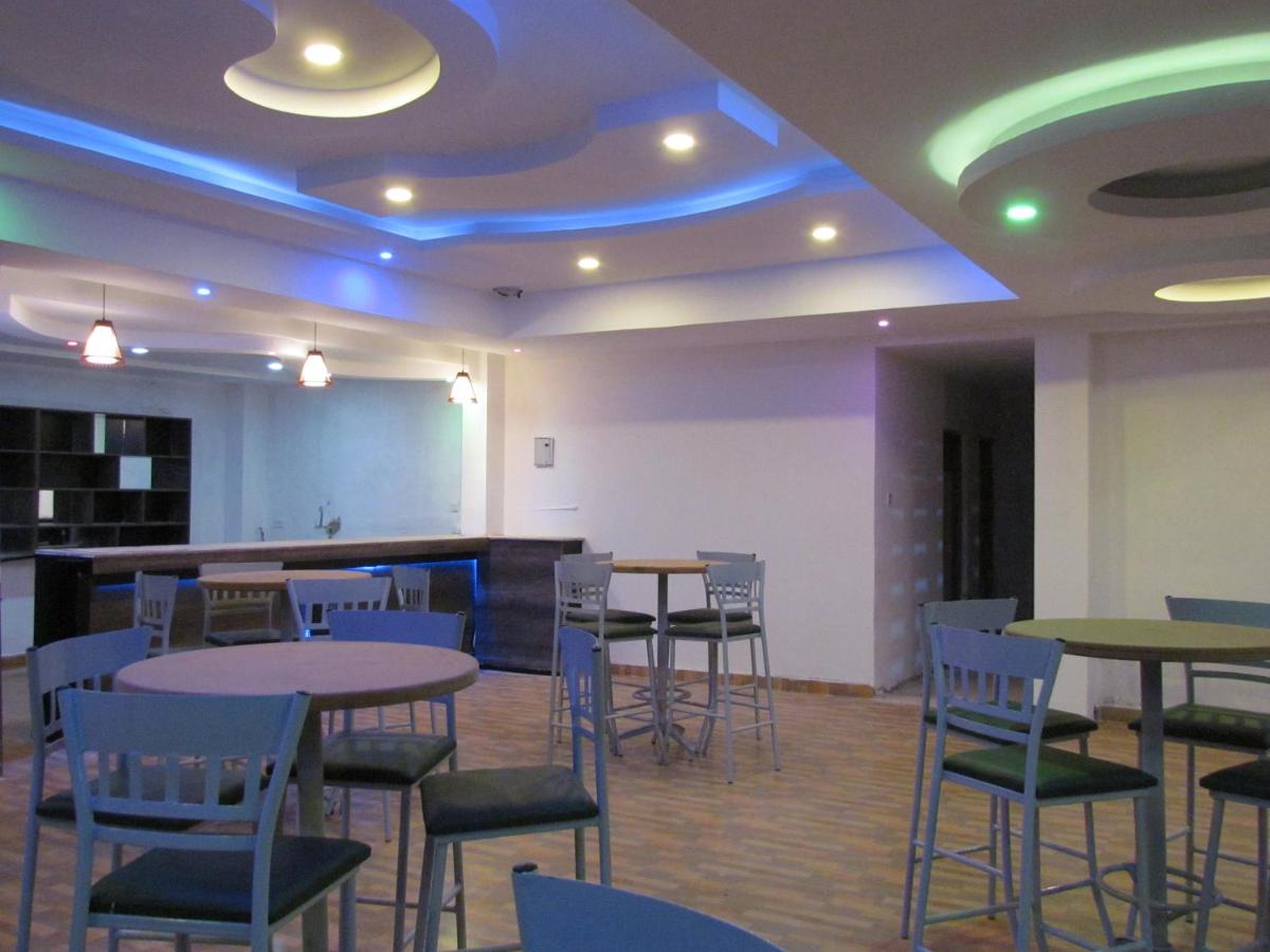 Raygreen Hotel 28/45