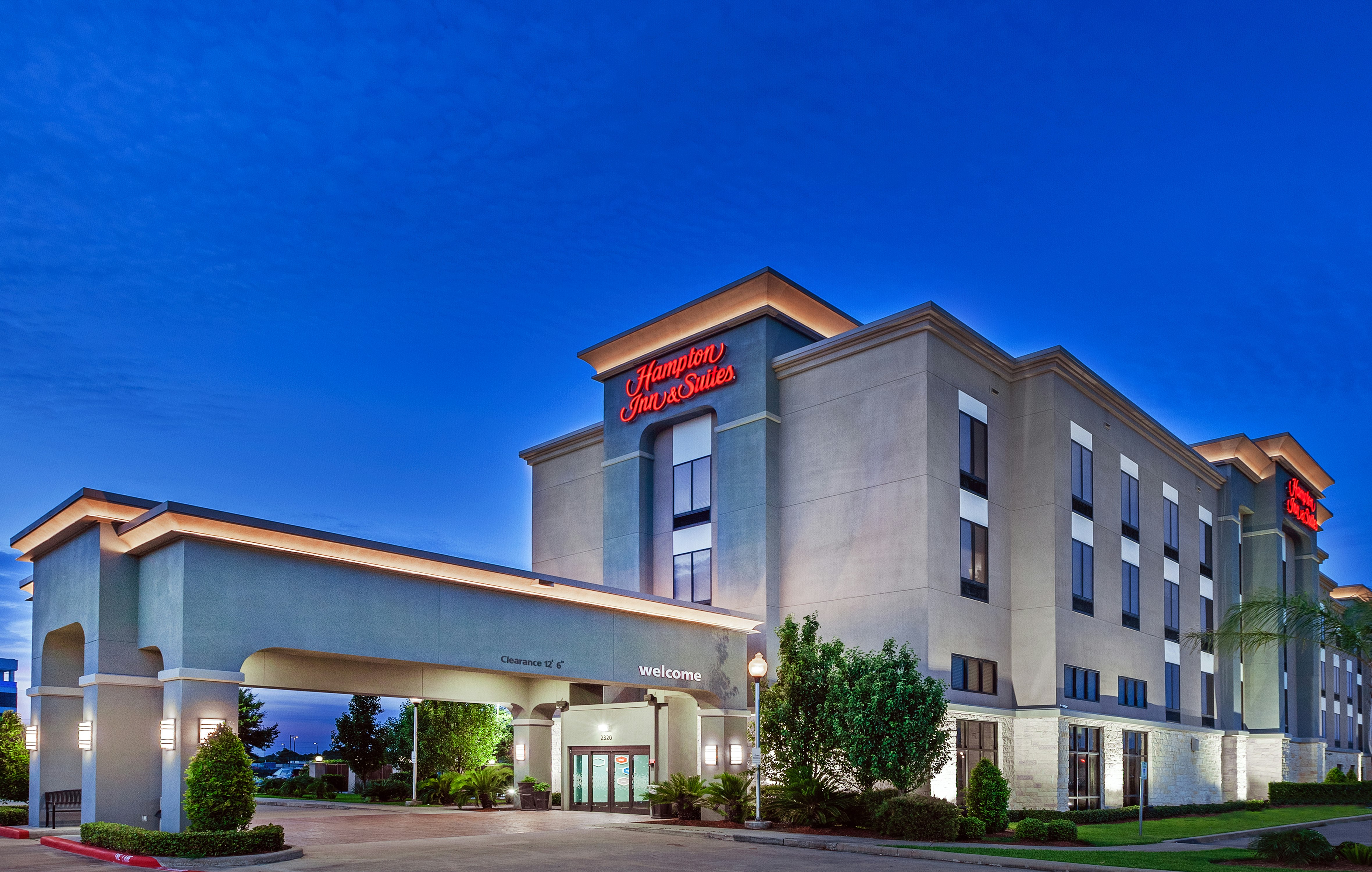 Hampton Inn and Suites Houston-League City 1/16