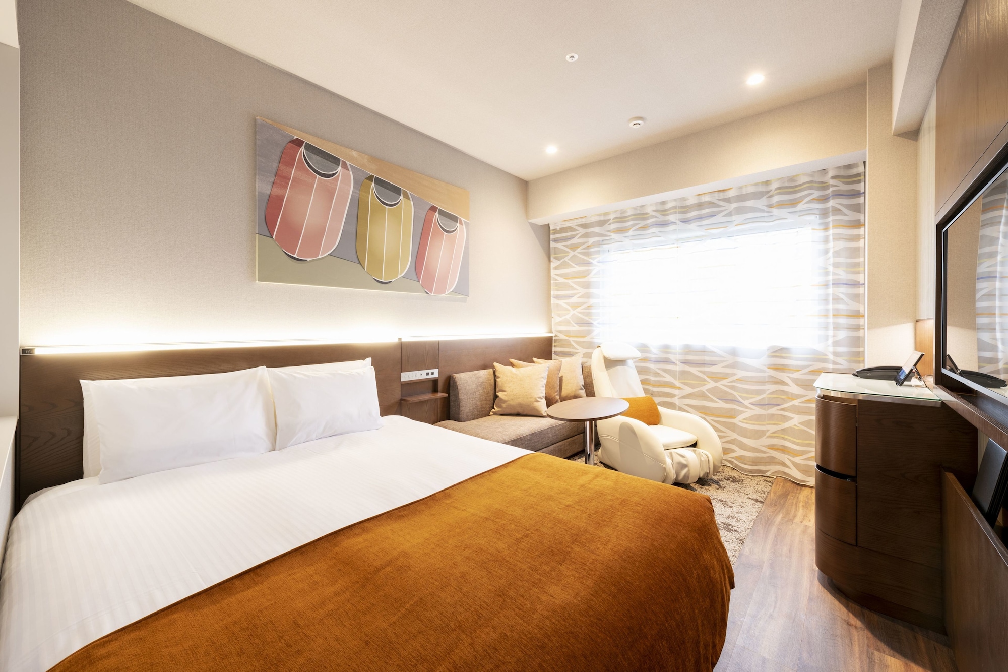 ROOM, DOUBLE BED