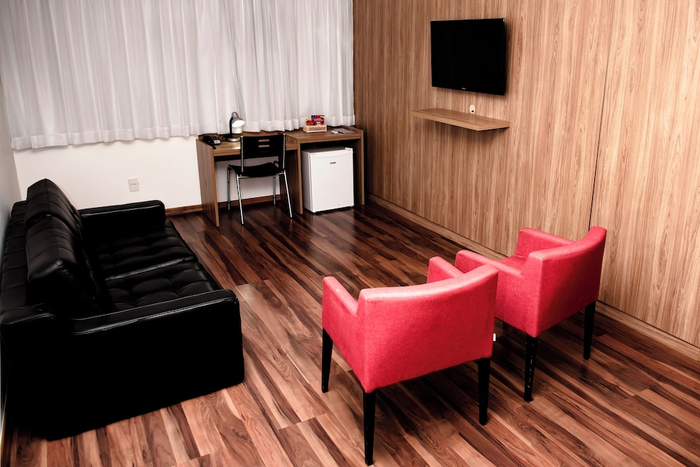 Trade hotel 56/64