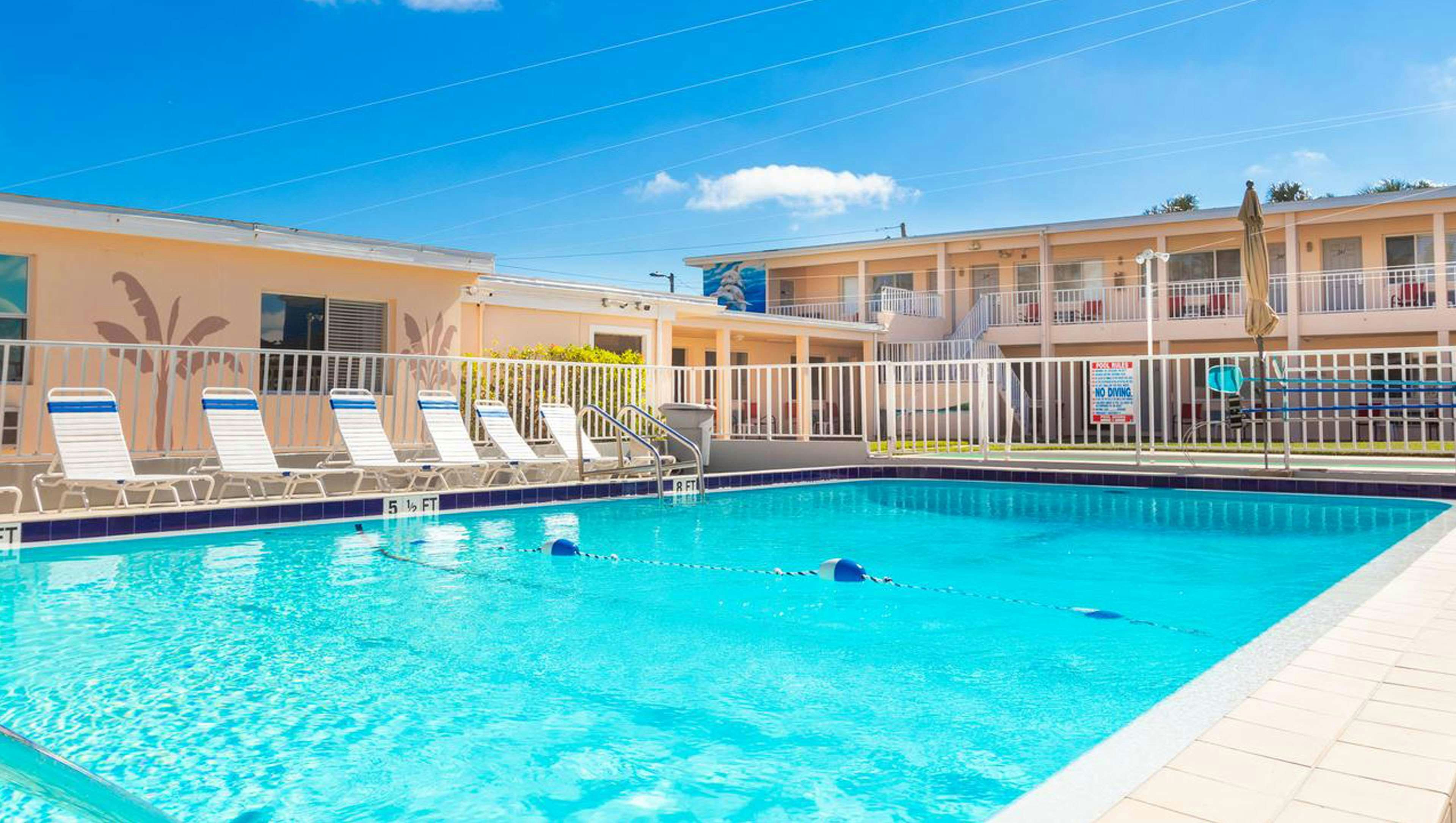 Belleair Beach Resort Motel 23/45