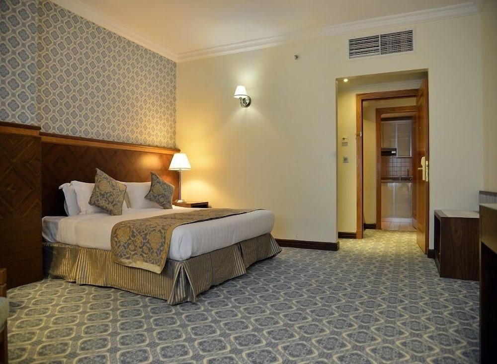 نزل رويال(Nozol Royal Inn Hotel) 12/34