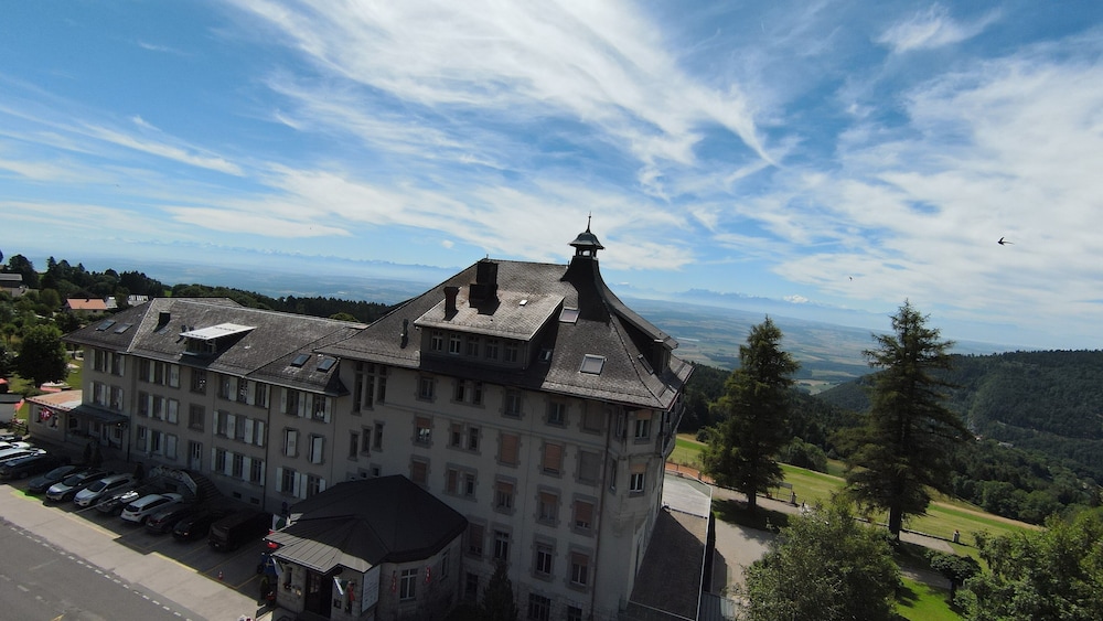 Grand Hotel des Rasses in LES RASSES