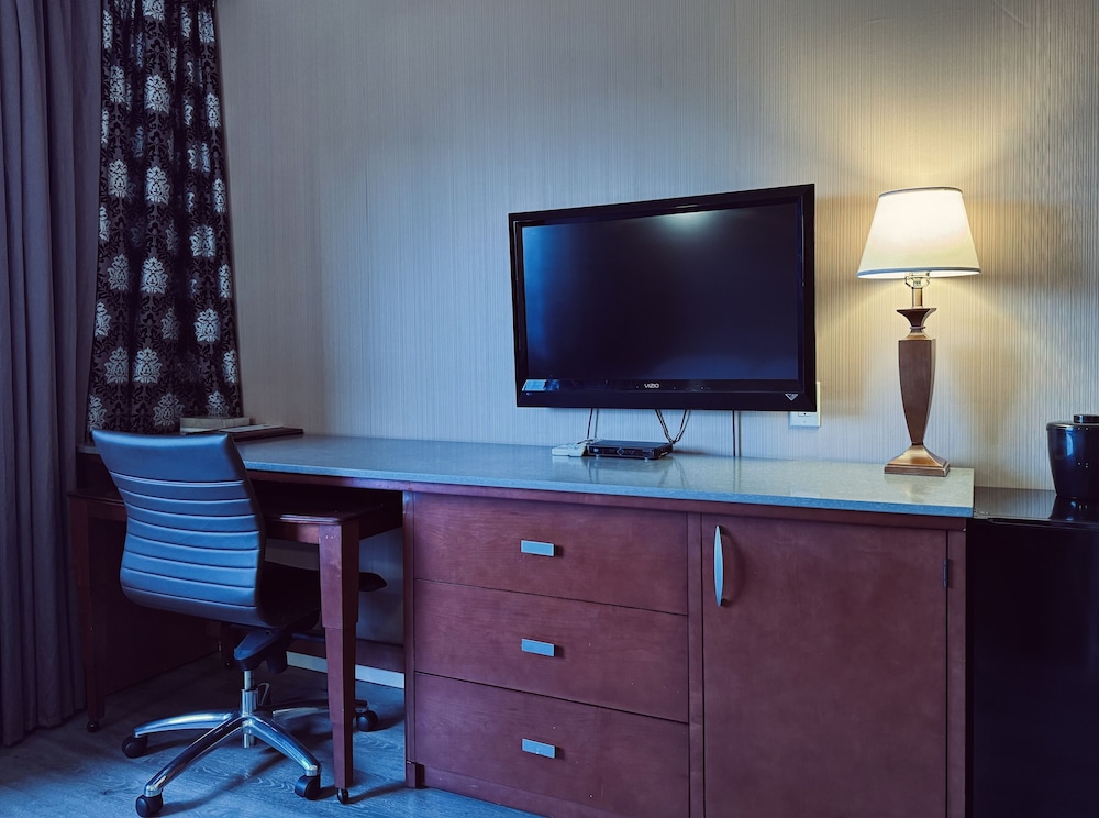 Garden Suite Hotel 51/56