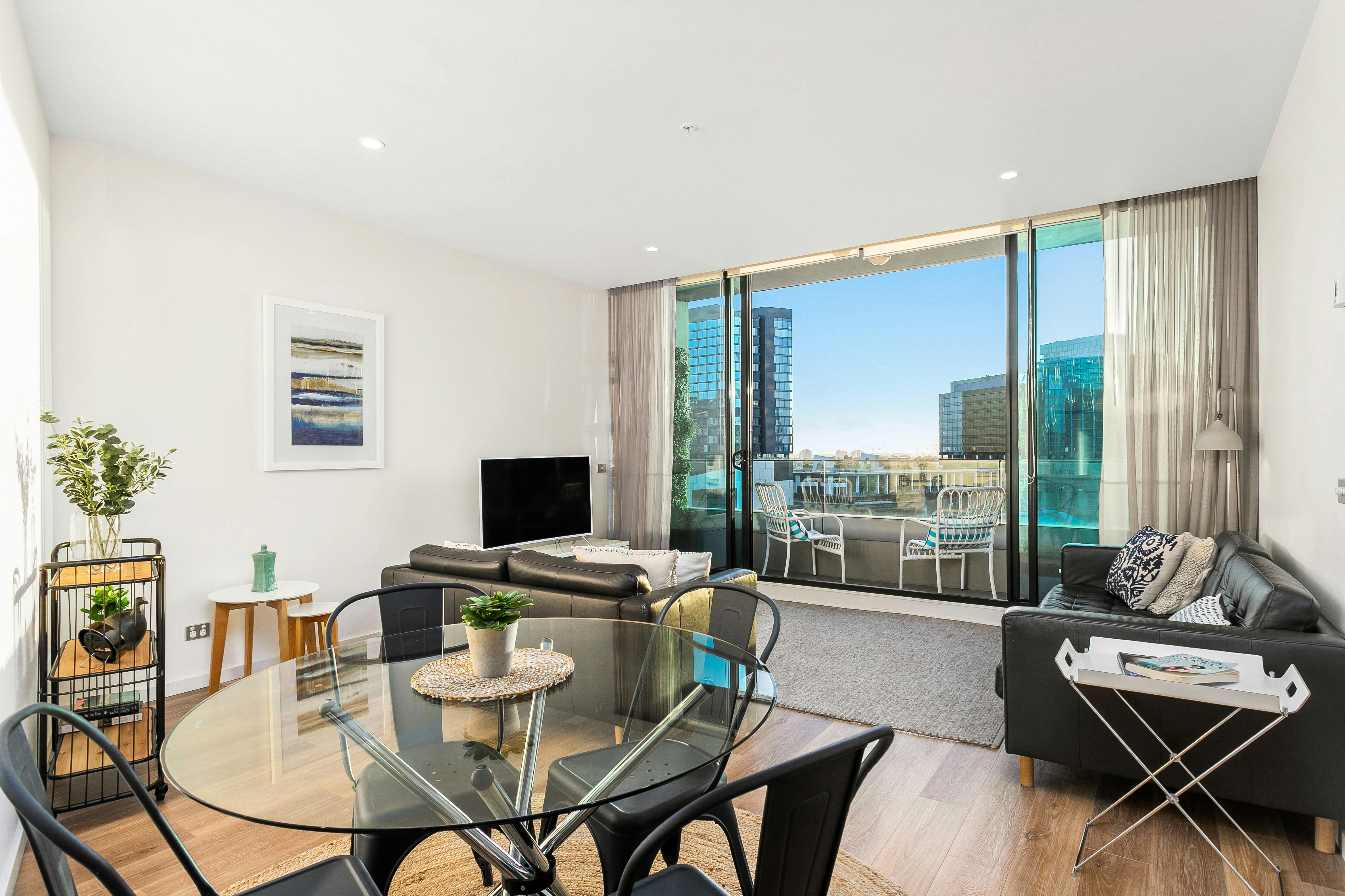 Waterfront Apartments Melbourne 45/56