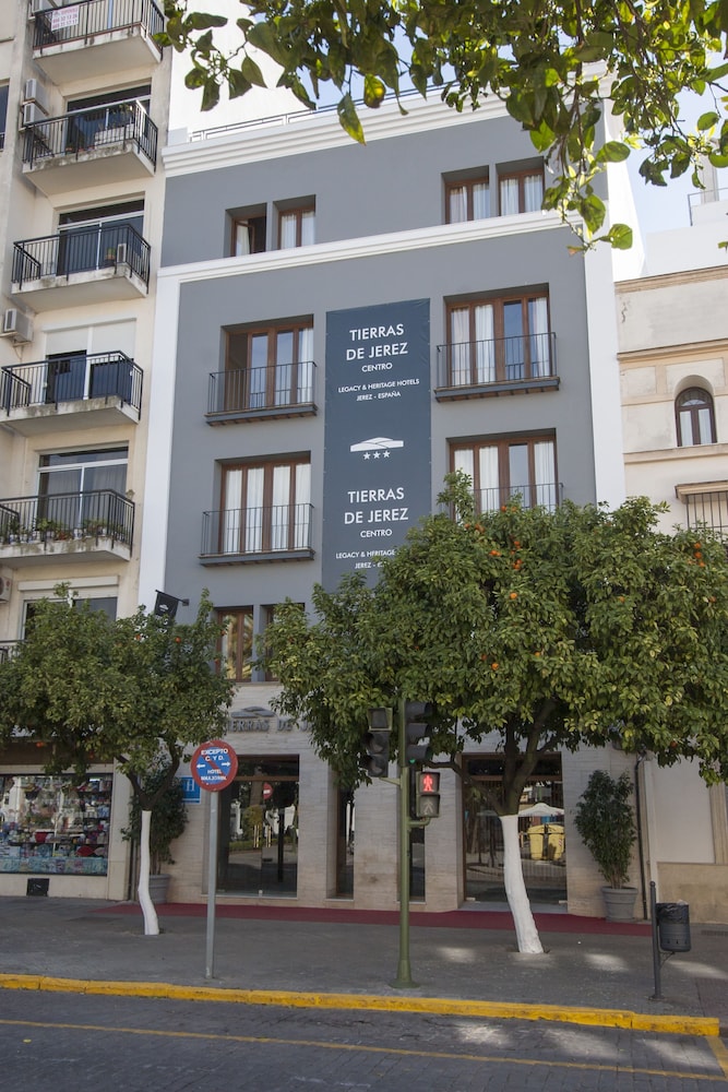 Hotel Trafalgar 4/42