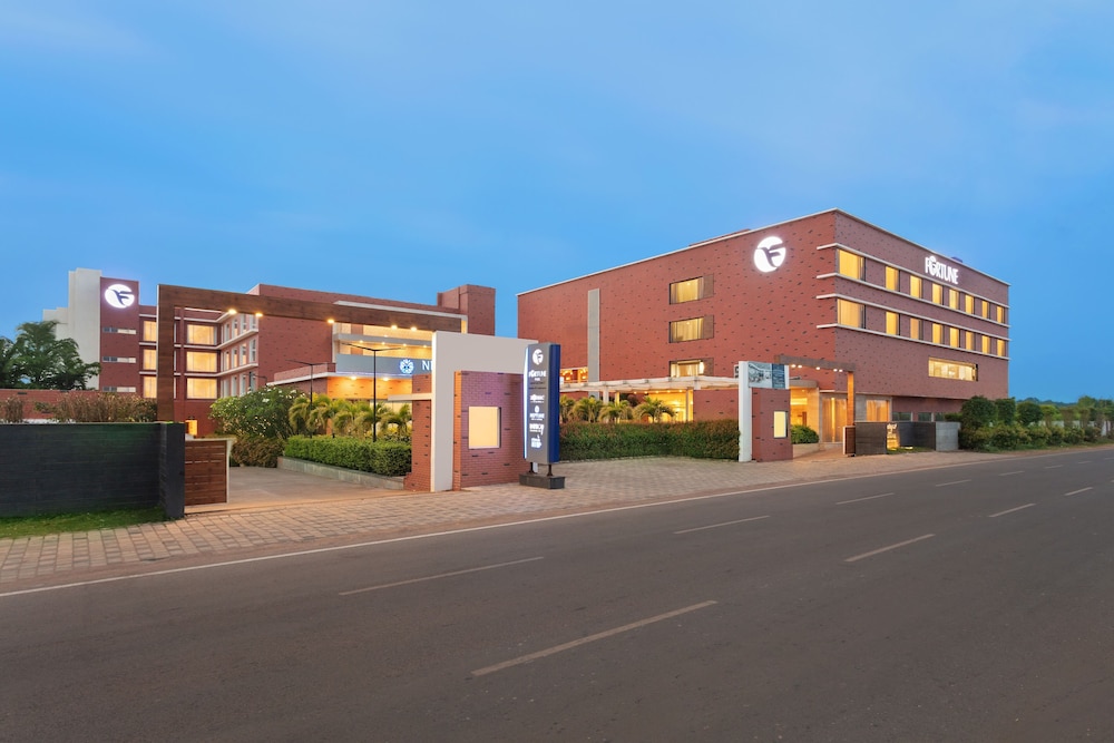 Fortune Park Airport Road Hubballi 51/59