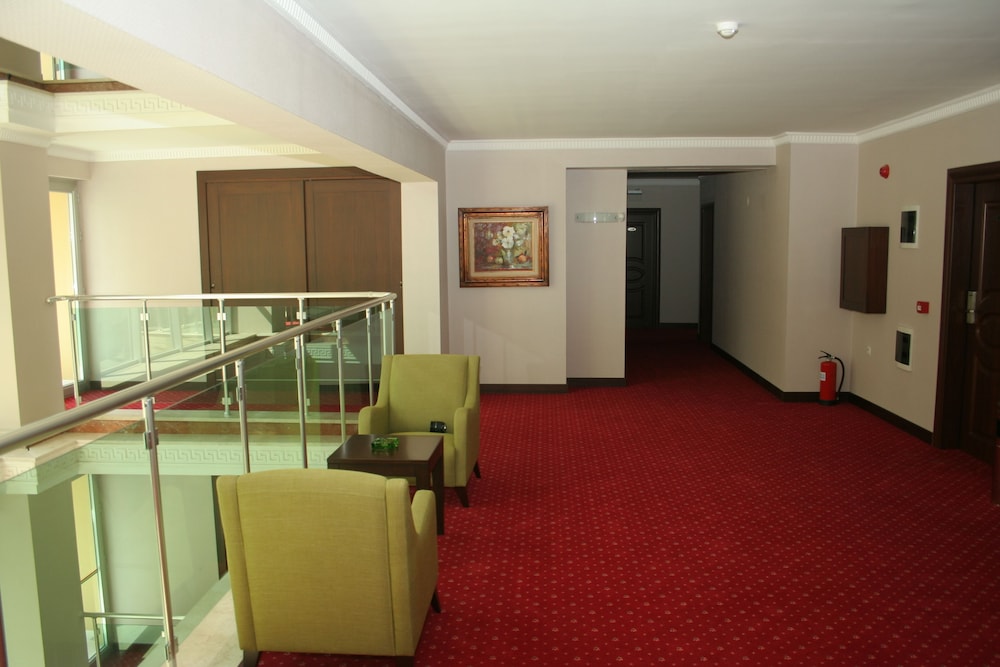 Alkan Hotel 36/50