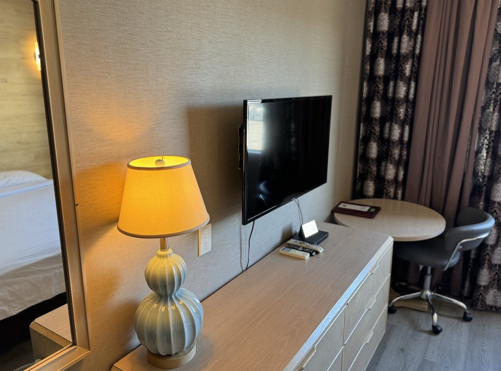 Garden Suite Hotel 52/56
