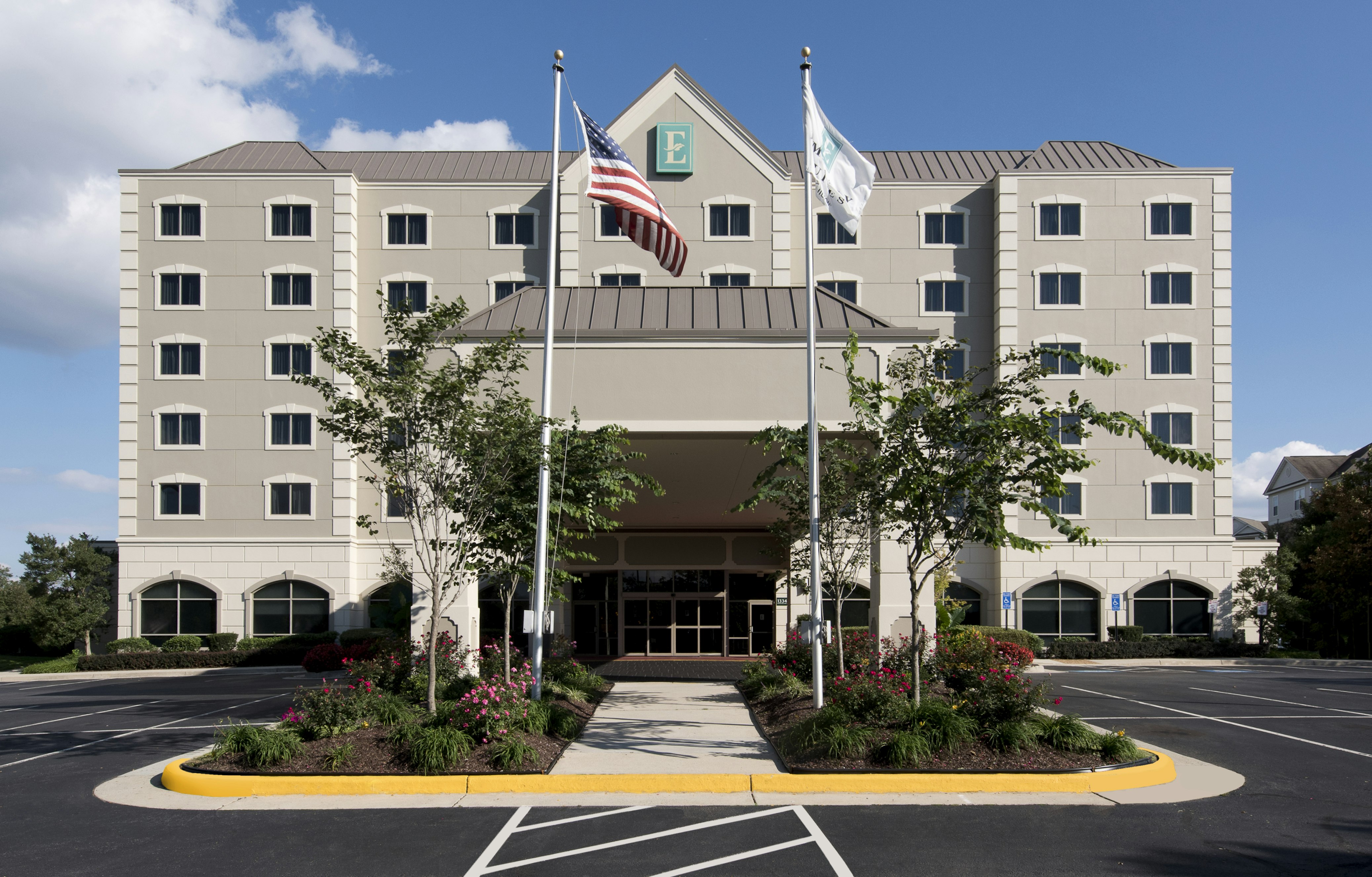 Embassy Suites Dulles Airport 61/62