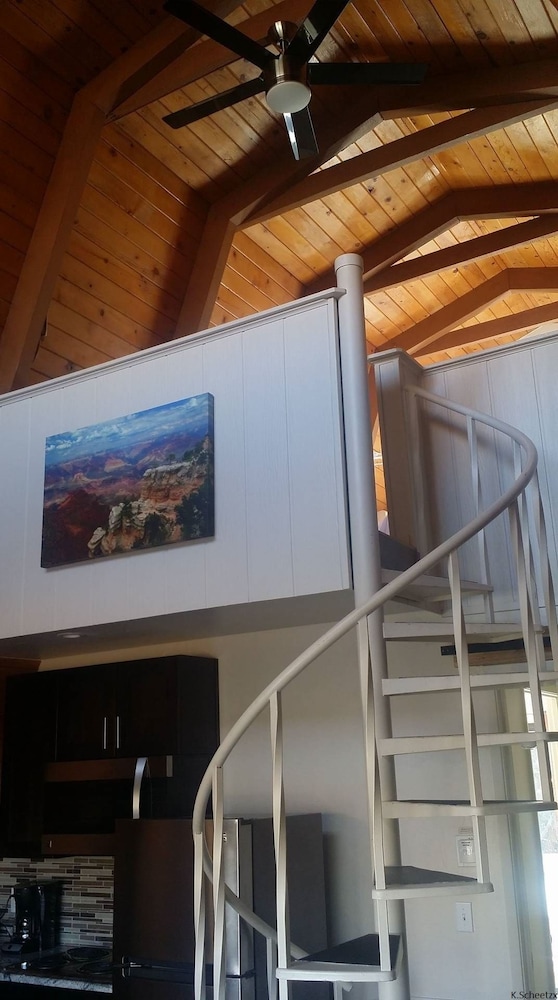 Red Agave Resort 18/50