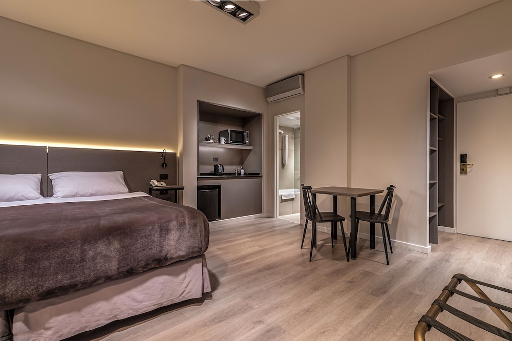 SUPERIOR, DOUBLE BED