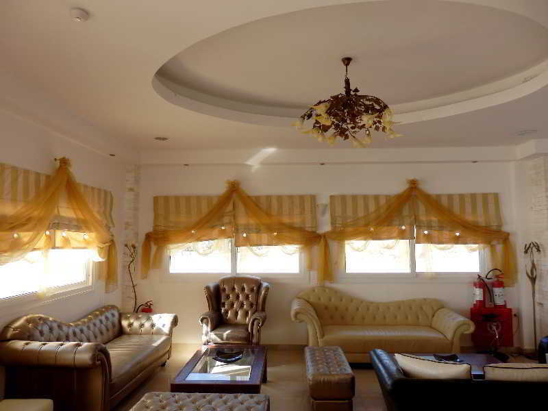 Royal Beach Hotel 30/53