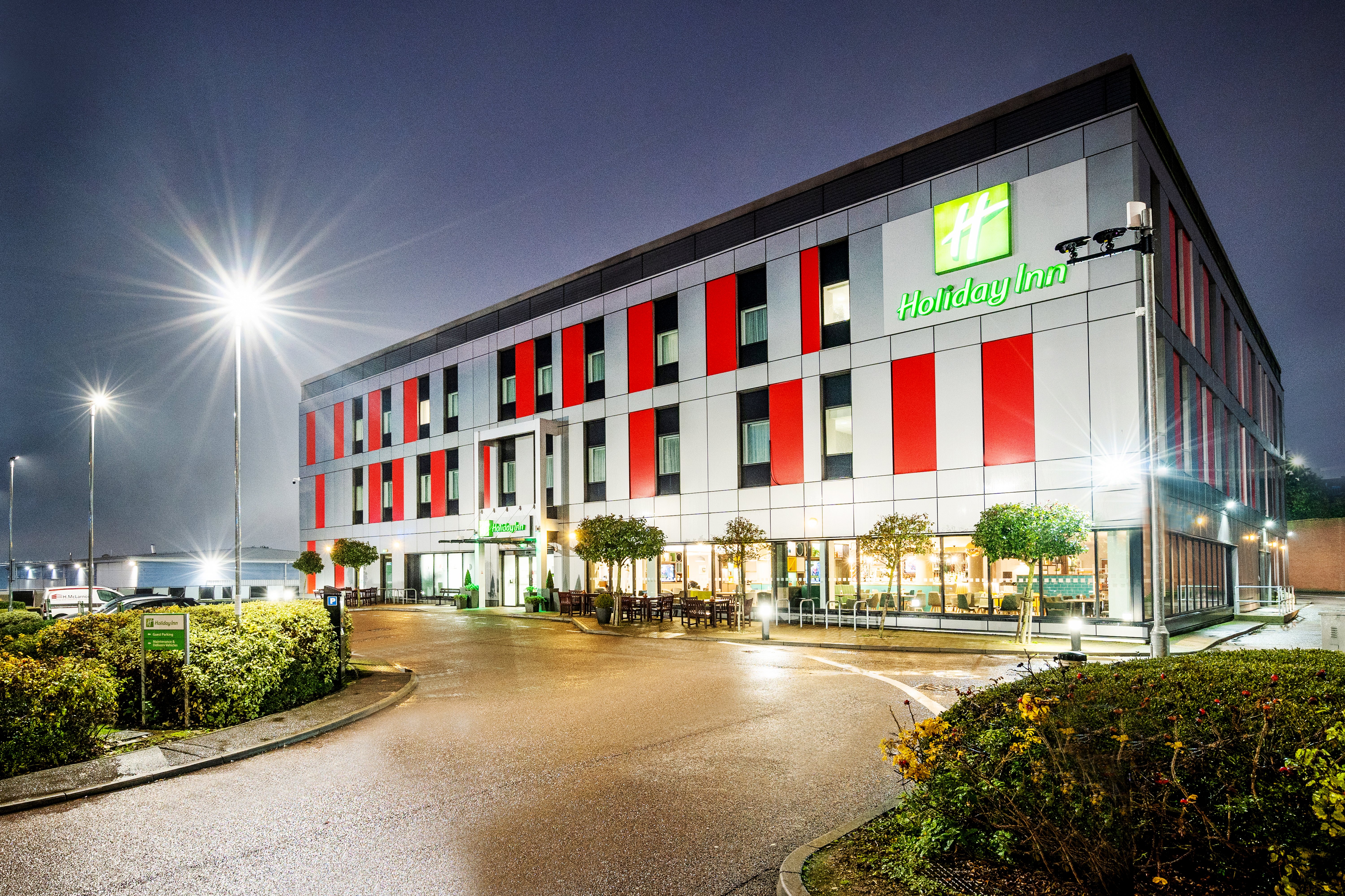 Holiday Inn London Luton Airport 2/64