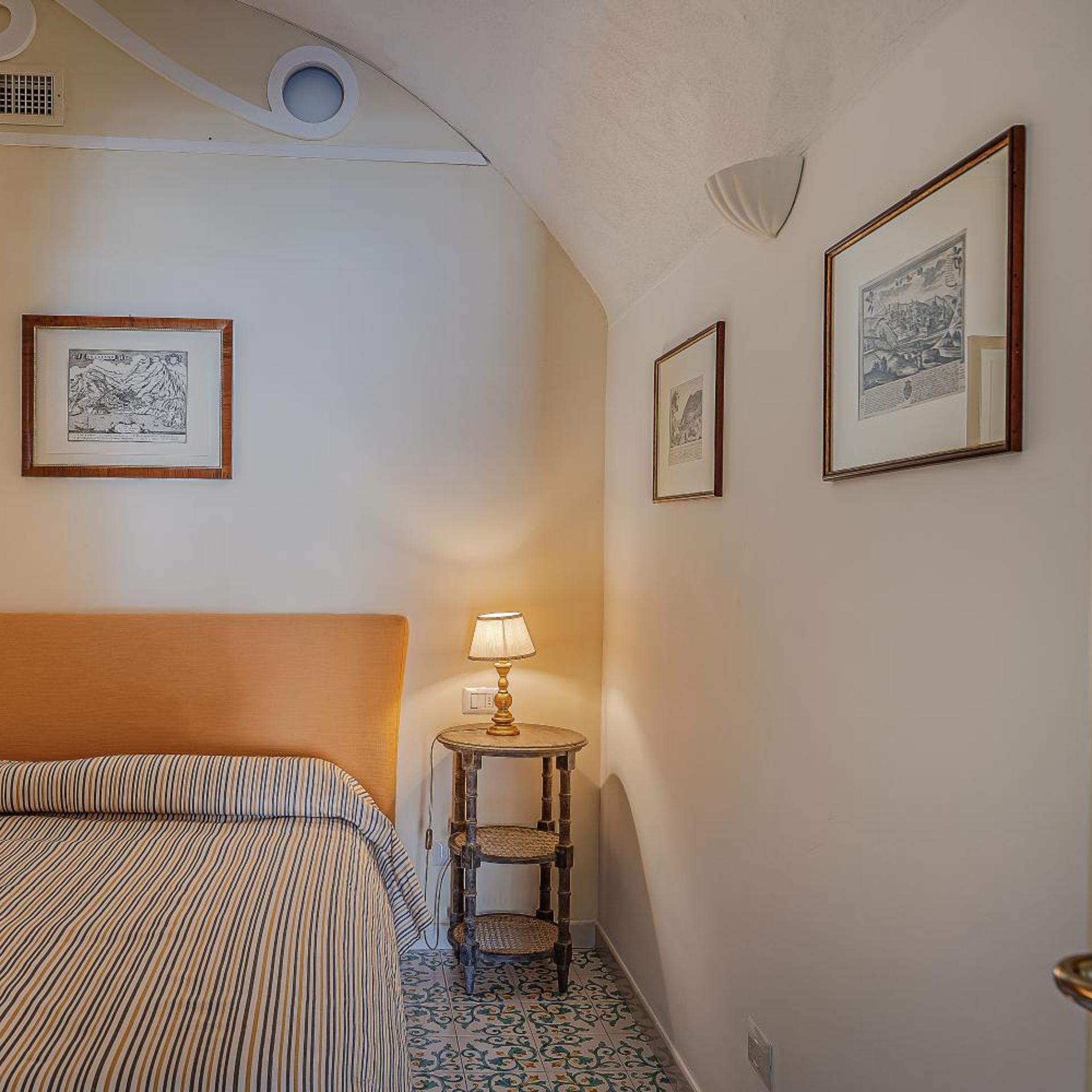 2 Bedrooms, Suite