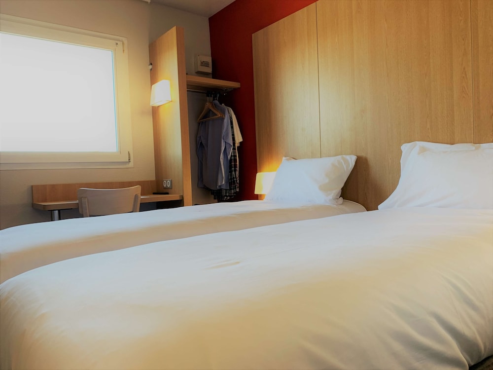 Kyriad Direct Clermont Ferrand Nord Gerzat 12/34