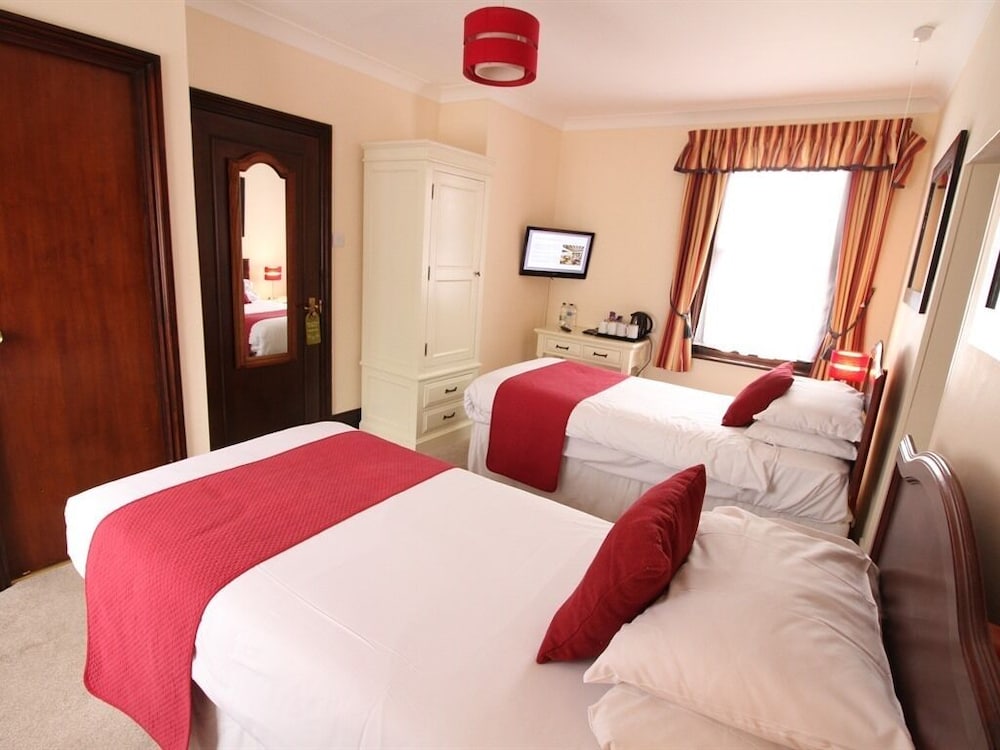 The Pilgrims Hotel 19/50