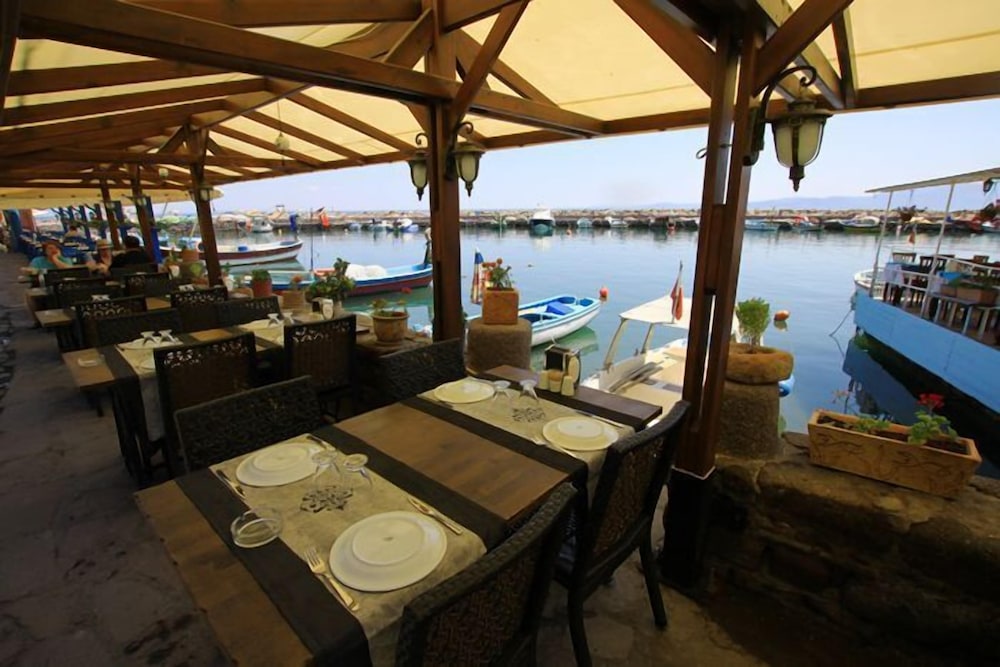 Assos Behram Hotel 26/43
