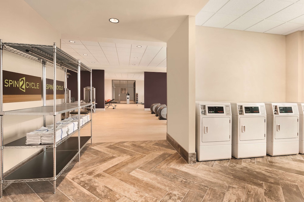 Home2 Suites by Hilton Phoenix Tempe, University Research Park 27/66