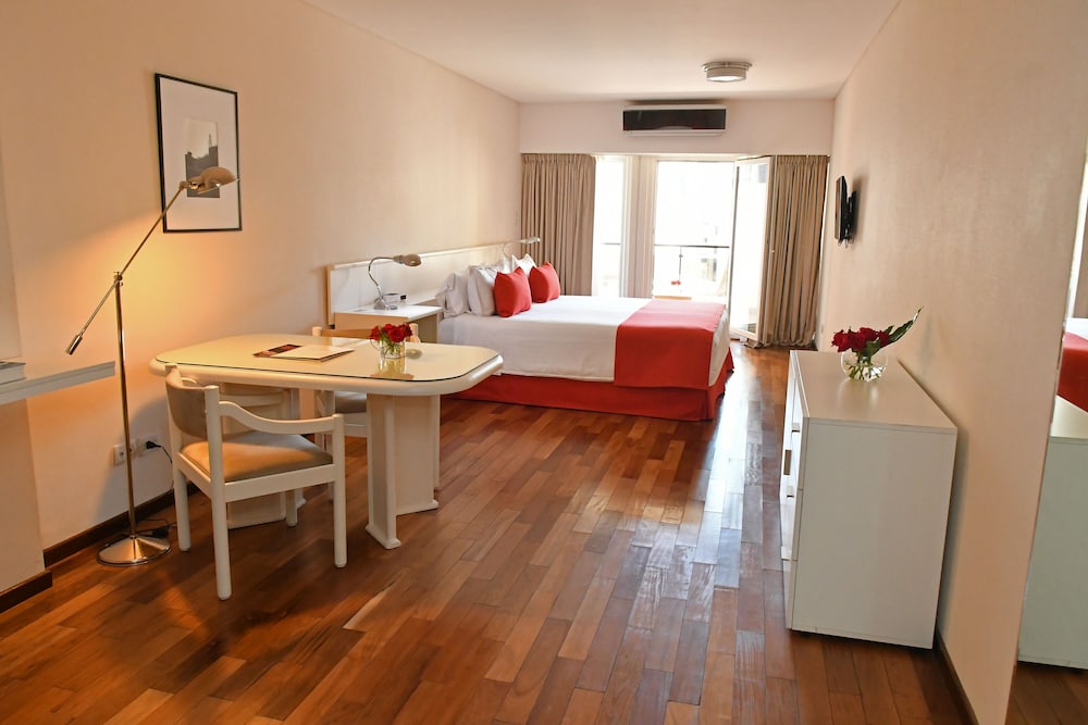 Feirs Park Hotel 34/40