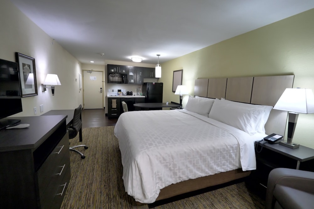 Candlewood Suites Grand Prairie Arlington An Ihg Hotel 12/40