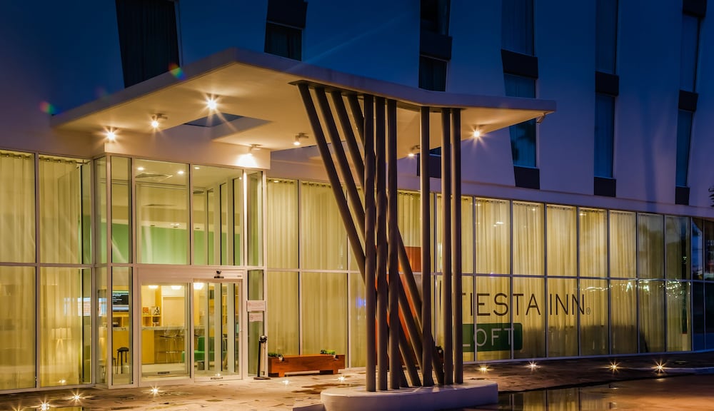 Fiesta Inn and Loft Ciudad del Carmen 4/50